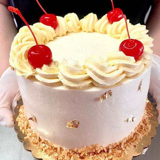 Vegan Piña Colada Cake (6 inch) - Dulceology